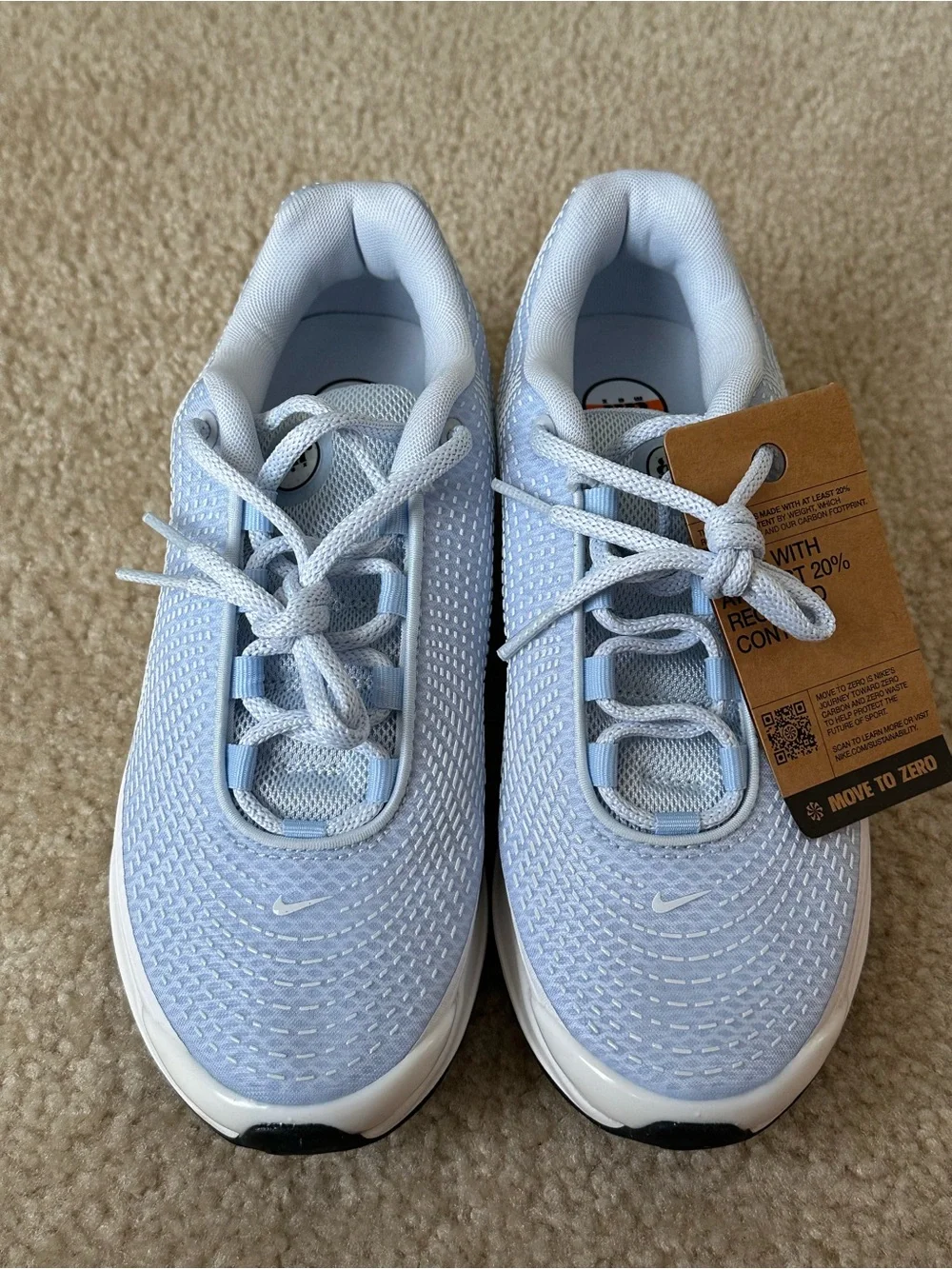 Nike Air Max DN Women's sneaker in Light Blue/White